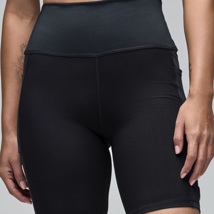 STRONG iD High Waisted Biker Shorts With Pockets